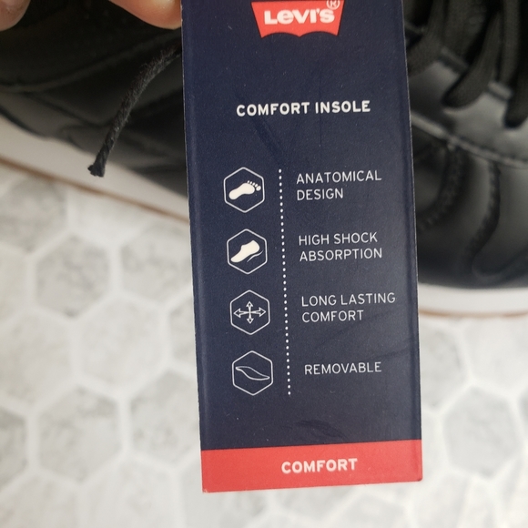 Levi's Comfort BLACK Synthetic Sneaker size 9 - Picture 6 of 8